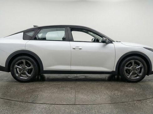 Used 2025 Kia K4 FWD image 11