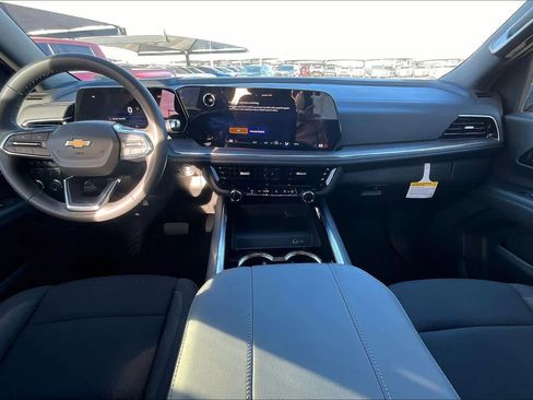 New 2025 Chevrolet Suburban LS w/ LPO, Dark Essentials Package image 6