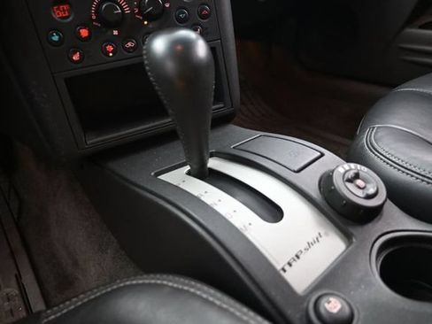 Used 2005 Pontiac Grand Prix GXP w/ Premium Audio Package FWD image 21