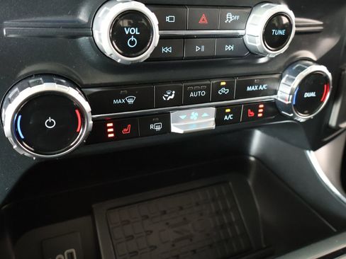 Used 2025 Ford F150 XLT w/ Equipment Group 303A High AWD/4WD image 8