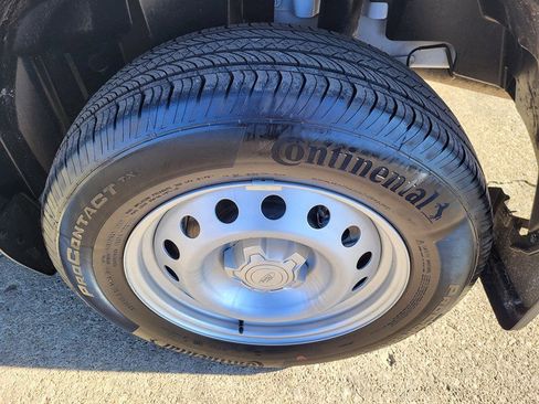 Used 2024 Ford Maverick XL image 16