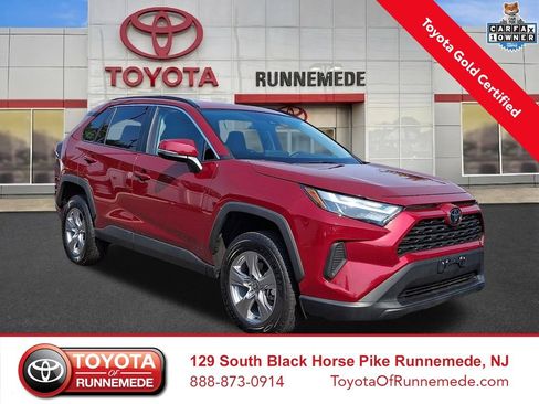 Certified 2025 Toyota RAV4 XLE FWD image 1