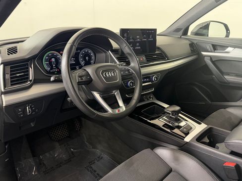 Certified 2023 Audi Q5 e Premium Plus w/ Premium Plus Package AWD/4WD image 4