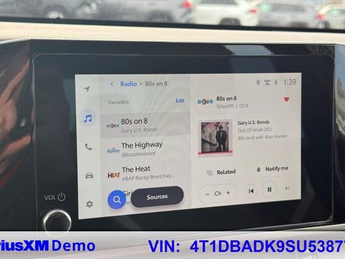Certified 2025 Toyota Camry SE image 35