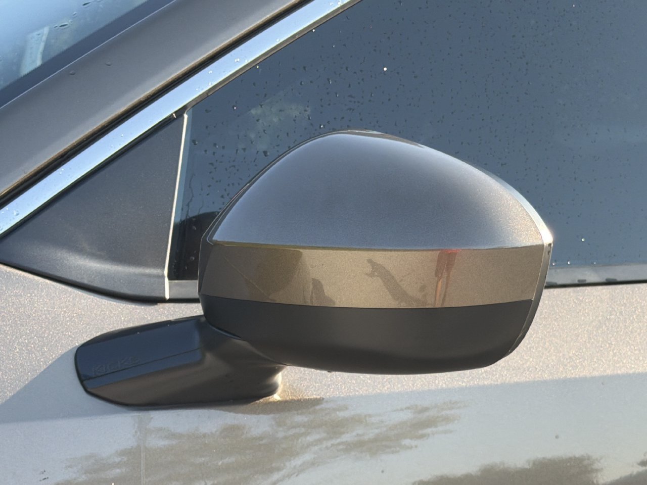 Certified 2025 Nissan Kicks SV FWD image 29