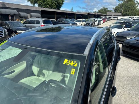 Used 2018 Buick Enclave Essence image 12