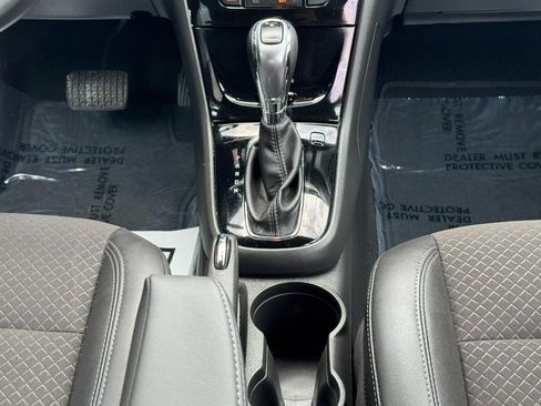 Used 2020 Buick Encore Preferred w/ Safety Package FWD image 17
