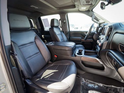 Used 2023 GMC Sierra 2500 Denali w/ Denali Ultimate Package AWD/4WD image 24