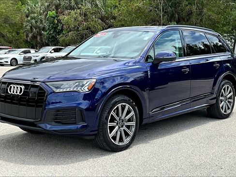Certified 2023 Audi Q7 2.0T Premium Plus AWD/4WD image 9