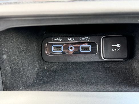 Used 2020 Jeep Grand Cherokee Limited w/ Luxury Group II AWD/4WD image 24