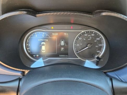 Used 2023 Nissan Versa SV FWD image 34