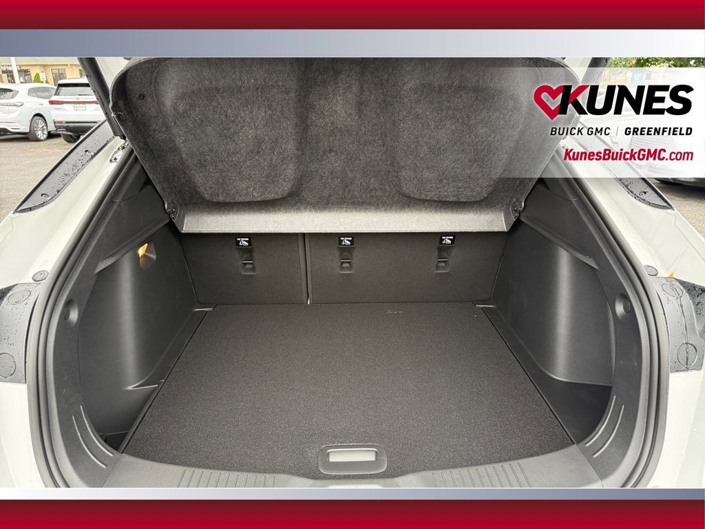 New 2026 Buick Envista Sport Touring w/ Convenience I Package FWD image 29