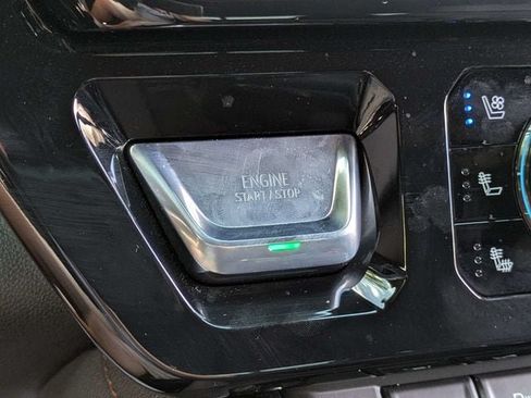 Used 2026 GMC Sierra 1500 AT4 w/ AT4 Premium Package AWD/4WD image 30
