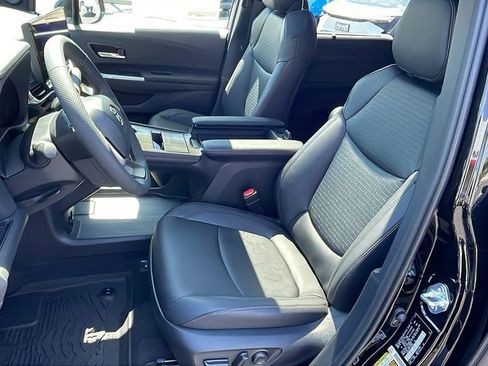 New 2026 Toyota Sienna XLE Woodland Edition AWD/4WD image 11