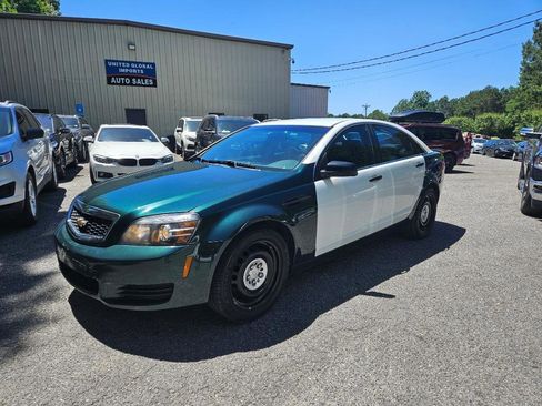 Used 2012 Chevrolet Caprice image 2