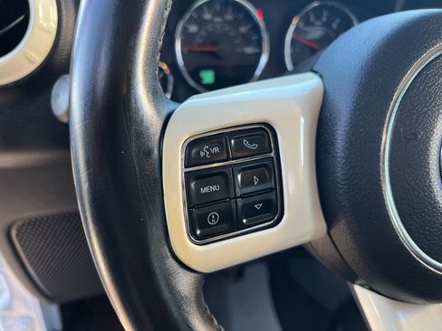 Used 2018 Jeep Wrangler Unlimited Sport image 26