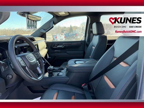 New 2026 GMC Sierra 1500 AT4 w/ Technology Package image 9
