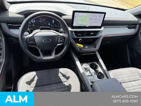 Used 2025 Ford Explorer ST-Line w/ ST-Line Street Pack AWD/4WD image 23