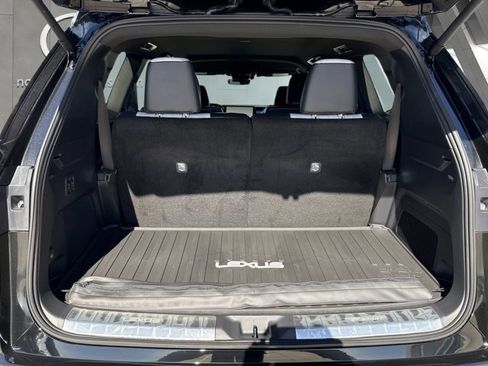 Certified 2026 Lexus TX 500h AWD w/ Technology Package image 19