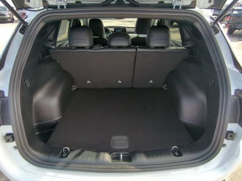 New 2026 Jeep Compass Latitude image 14