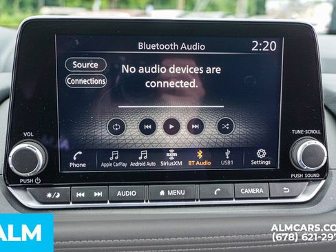Used 2025 Nissan Rogue S FWD image 36