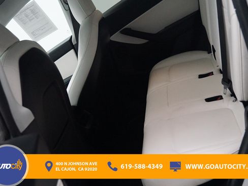 Used 2021 Tesla Model Y Long Range AWD/4WD image 14