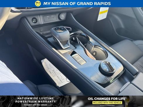 New 2026 Nissan Rogue Platinum AWD/4WD image 19