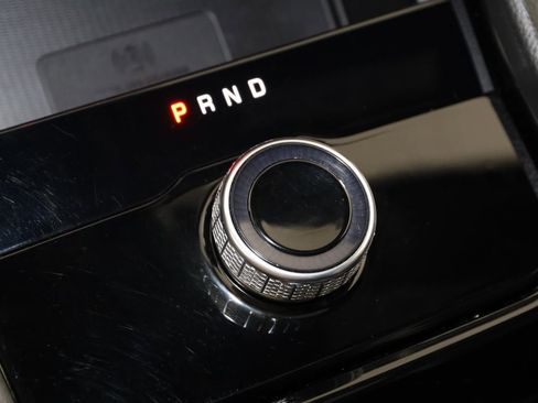 Used 2023 Jeep Grand Cherokee L Laredo image 7