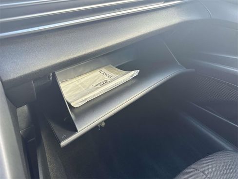 Certified 2021 Hyundai Elantra SE image 31