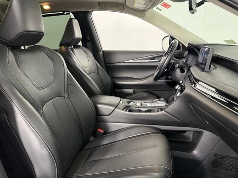 Used 2023 INFINITI QX60 Sensory w/ Cargo Package FWD image 35