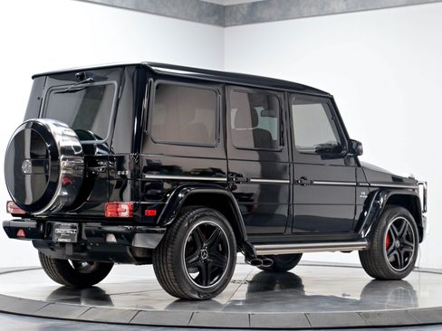 Used 2017 Mercedes-Benz G 63 AMG 4MATIC image 16