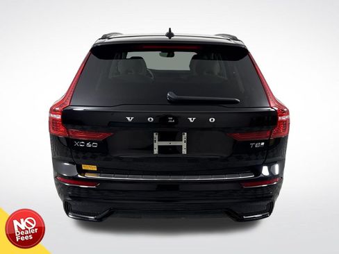 Used 2025 Volvo XC60 T8 Plus w/ Protection Package Premier AWD/4WD image 4