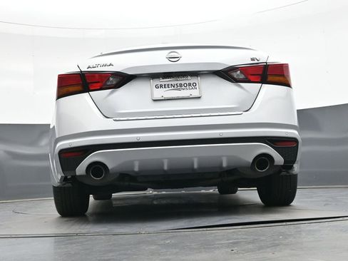 Used 2023 Nissan Altima 2.5 SV w/ SV Premium Package FWD image 45