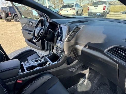 Used 2022 Ford Edge ST w/ Equipment Group 401A image 43