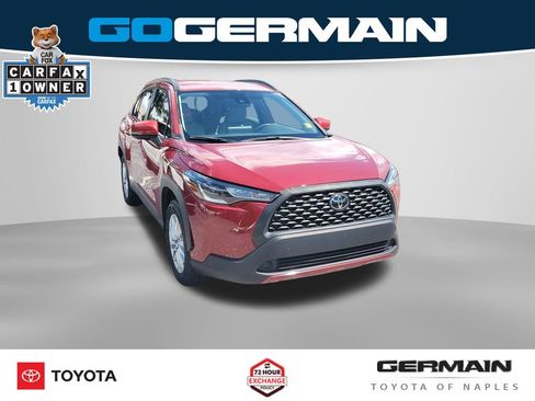 Used 2022 Toyota Corolla Cross LE FWD image 5