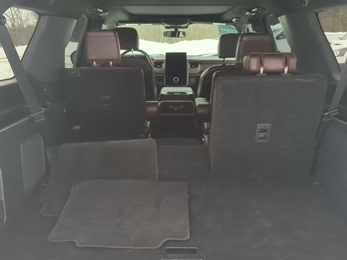 Used 2022 Ford Expedition Max Limited image 26