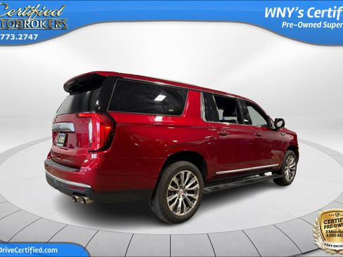 Used 2023 GMC Yukon XL Denali AWD/4WD image 6