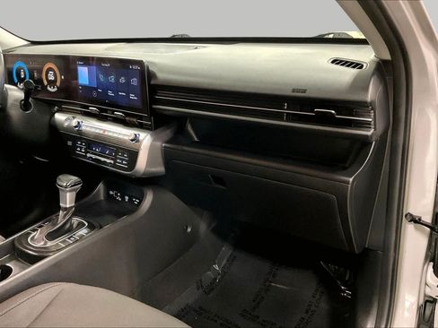 Used 2024 Hyundai Kona SEL AWD/4WD image 18