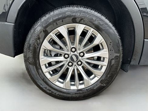 Used 2024 Cadillac XT4 Premium Luxury AWD/4WD image 29