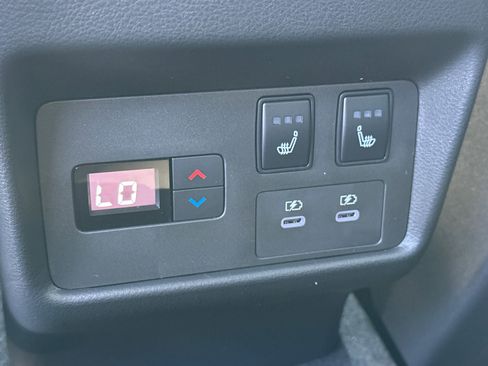 New 2026 Nissan Rogue Platinum w/ Platinum Premium Package image 23