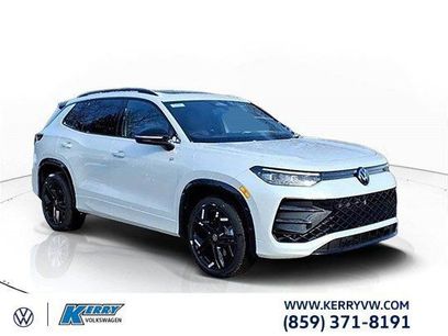 New 2026 Volkswagen Tiguan SE R-Line