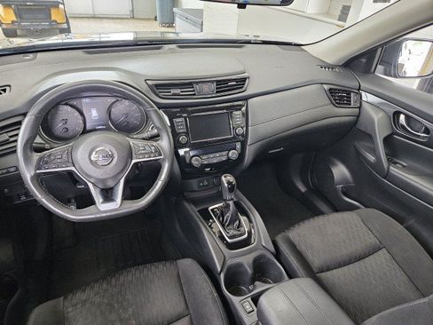 Used 2018 Nissan Rogue SV AWD/4WD image 20
