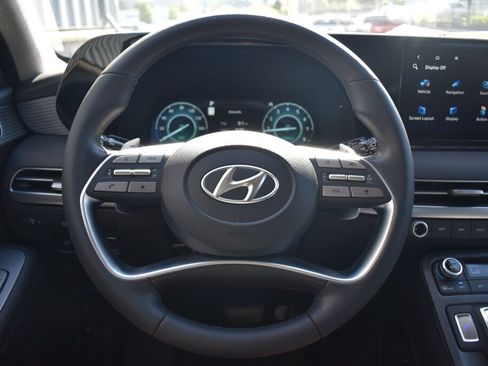 Used 2023 Hyundai Palisade Limited AWD/4WD image 9