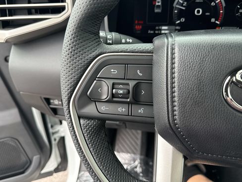 New 2026 Toyota Tundra Limited AWD/4WD image 21