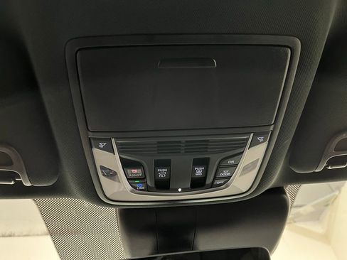 New 2026 Acura RDX SH-AWD image 9