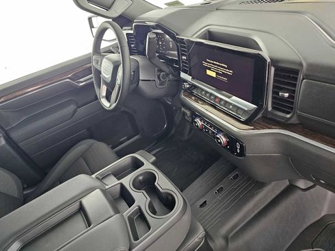 New 2026 GMC Sierra 1500 SLE AWD/4WD image 11