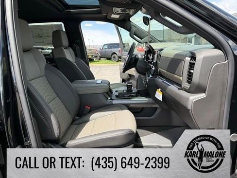 New 2026 Chevrolet Silverado 1500 ZR2 w/ Dark Appearance Package AWD/4WD image 43