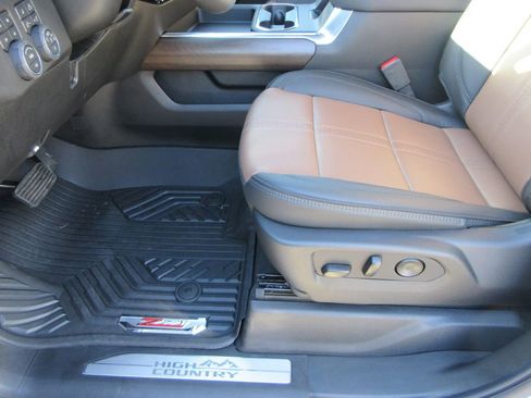 New 2026 Chevrolet Silverado 3500 High Country w/ High Country Premium Package image 26