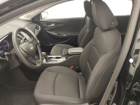Used 2023 Chevrolet Malibu LT FWD image 17