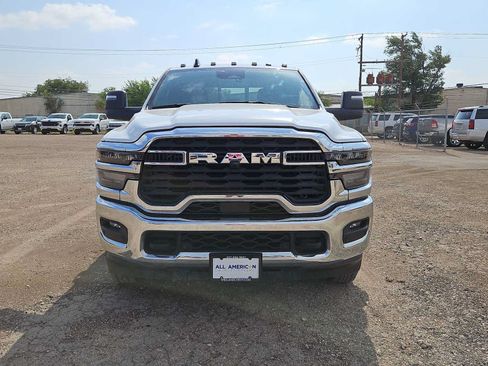 Used 2025 RAM 3500 Tradesman AWD/4WD image 3